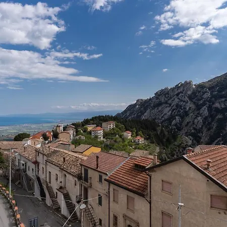 Casa Dell'escursionista * Cerchiara di Calabria